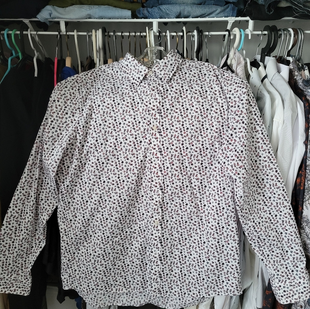A dress shirt Michael Kors